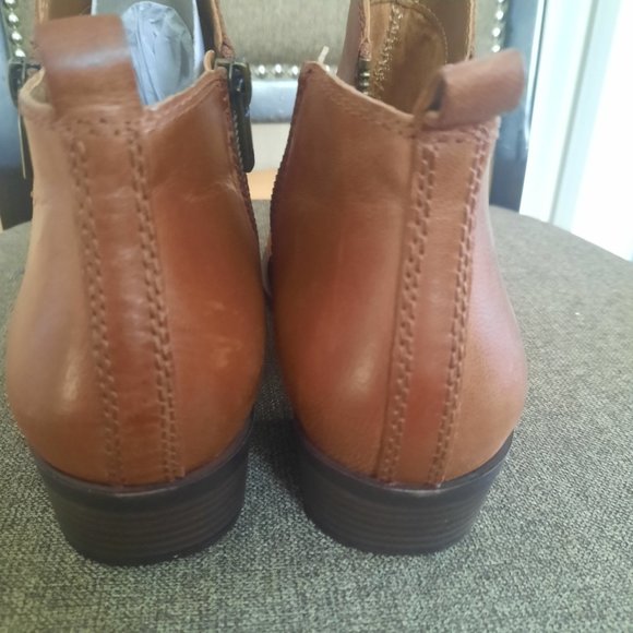 NWOT Lucky Brand women's Basel Ankle Bootie, size 8.5 - Picture 6 of 9